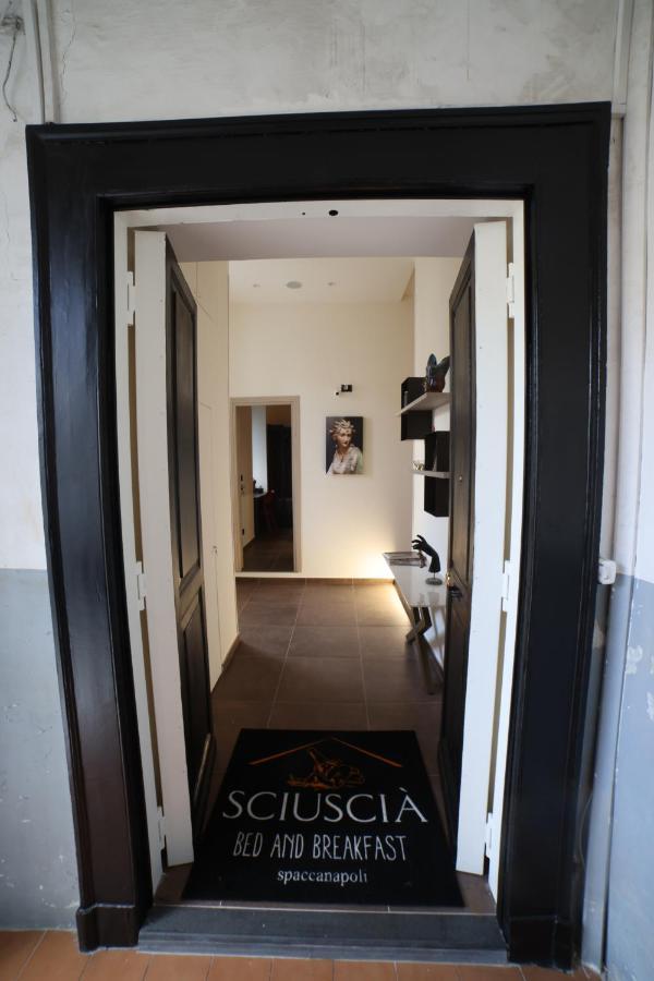 Sciuscia Beb Spaccanapoli *